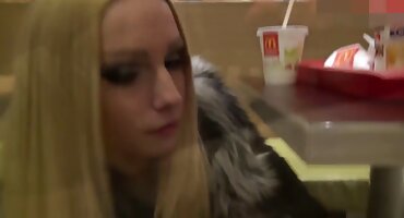 sex emifucada Anh ta thay thế mông cellulite phim xex jav lớn bằng Charles dera tàn bạo.