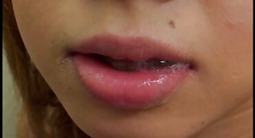 phim sex truc may Cô gái khỏa thân với bộ ngực lớn cho blo. công sextapthe việc được fucked doggy phong cách.